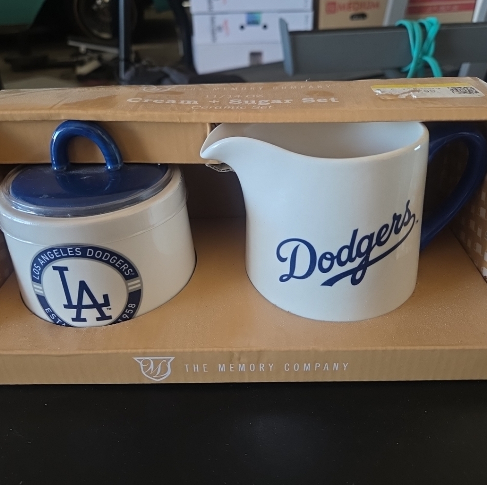 Los Angeles Dodgers Cream and Sugar Set
